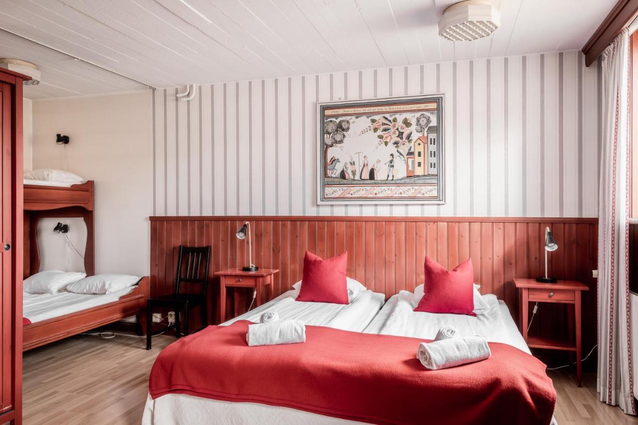 Hotell Klockargarden 塔尔伯格 外观 照片